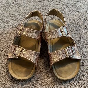 Cat & Jack Toddler Sandals 😎